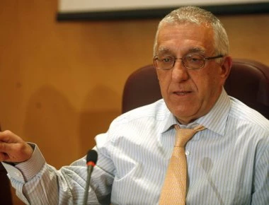 Κακλαμάνης: «Τσίπρας και Καμμένος παίζουν θέατρο σκιών - Ουδείς τολμά να ζητήσει ''διαζύγιο''»